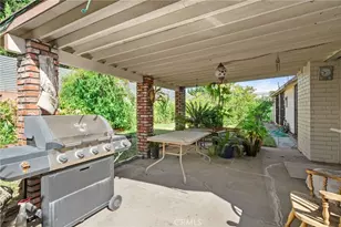 327 Flaxton, Pomona, CA 91767 - Photo 19