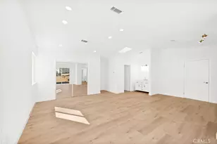 28750 Warren Rd, Hemet, CA 92545 - Photo 17