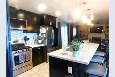 8801 Hickory Drive, California City, CA 93505 - Photo 7