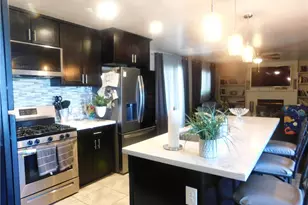 8801 Hickory Dr, California City, CA 93505 - Photo 7