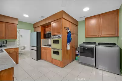 1421 Valencia, San Bernardino, CA 92404 - Photo 9