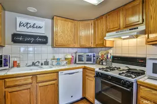 306 E Foothill Blvd, Glendora, CA 91741 - Photo 25