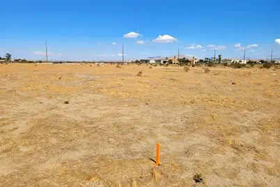 9 Palmdale, Victorville, CA 92392 - Photo 17