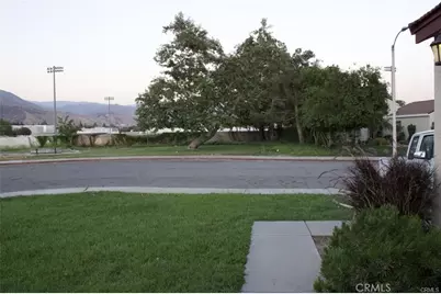 5294 Sundance, San Bernardino, CA 92407 - Photo 13