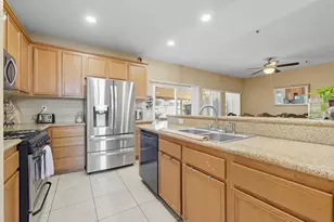 8731 Metta Cir, Riverside, CA 92503 - Photo 11