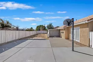 12441 Petaluma, Victorville, CA 92392 - Photo 33