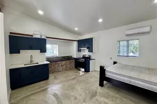 1925 Berkeley, Echo Park, CA 90026 - Photo 31