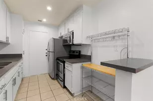 1115 S Elm Dr, Los Angeles, CA 90035 - Photo 9