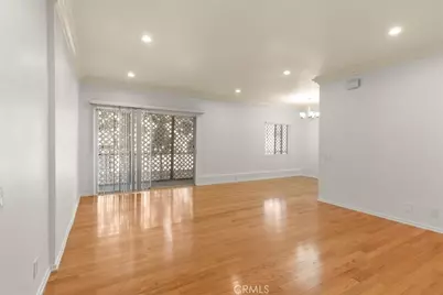 1115 S Elm Drive #207, Los Angeles, CA 90035 - Photo 3