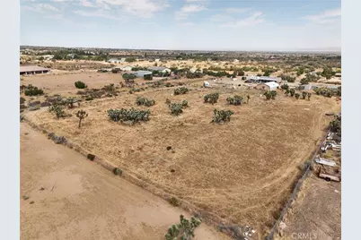 6225 Sunnyslope Road, Phelan, CA 92371 - Photo 13