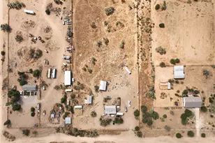 6225 Sunnyslope Rd, Phelan, CA 92371 - Photo 9