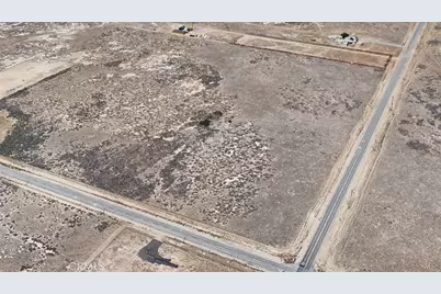 6717 6999 Ave J, Lancaster, CA 93536 - Photo 1