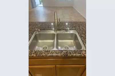 15723 Parkhouse #6, Fontana, CA 92336 - Photo 17