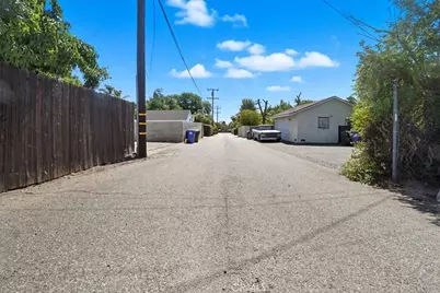 1234 N Laurel, Upland, CA 91786 - Photo 33