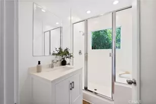 1690 N Crescent Heights, Los Angeles, CA 90069 - Photo 25