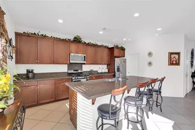 15457 Red Pepper Place, Fontana, CA 92336 - Photo 11
