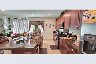 15457 Red Pepper Place, Fontana, CA 92336 - Photo 5