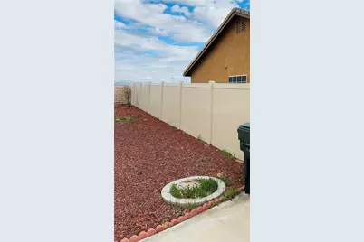 15651 Fairbanks, Victorville, CA 92394 - Photo 19