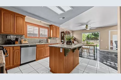 14998 Mustang Lane, Fontana, CA 92336 - Photo 13