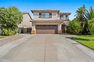 14998 Mustang Ln, Fontana, CA 92336 - Photo 3