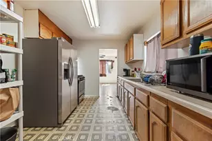 1151 Calzona St, Los Angeles, CA 90023 - Photo 9