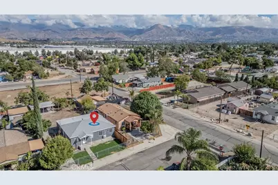 24790 Monterey, San Bernardino, CA 92410 - Photo 27