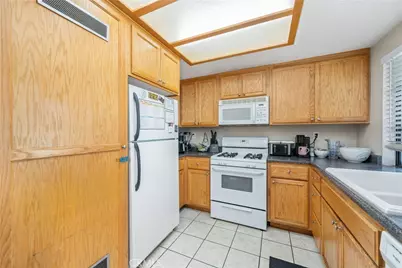 8844 Knollwood, Rancho Cucamonga, CA 91730 - Photo 11