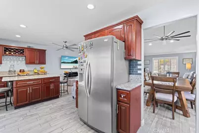 11641 Hartford Court, Riverside, CA 92503 - Photo 9