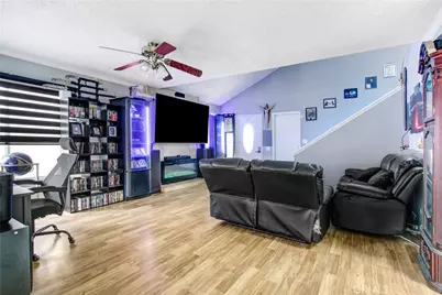 7801 Pinyon Avenue, Fontana, CA 92336 - Photo 3