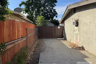885 San Jacinto, San Bernardino, CA 92408 - Photo 57