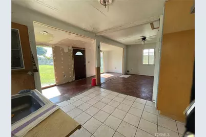 4019 Vineland, Baldwin Park, CA 91706 - Photo 5