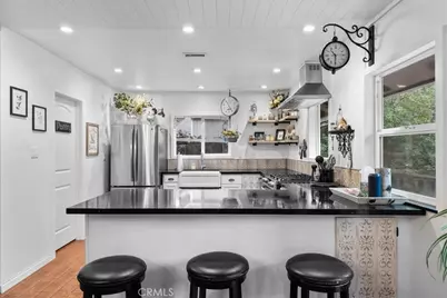 904 E Barker, Big Bear Lake, CA 92314 - Photo 9