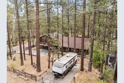 904 E Barker, Big Bear Lake, CA 92314 - Photo 41