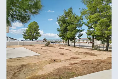 18947 Waseca Road, Apple Valley, CA 92307 - Photo 27