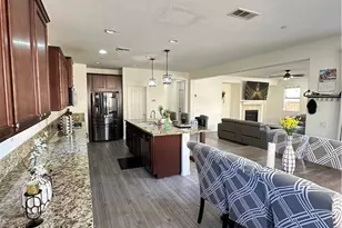 15930 Chorus, Fontana, CA 92336 - Photo 13