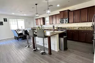 15930 Chorus, Fontana, CA 92336 - Photo 11