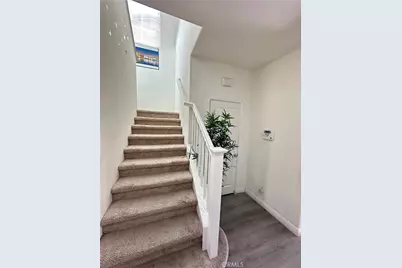 15930 Chorus, Fontana, CA 92336 - Photo 7