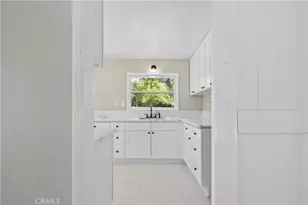 277 E Green, Claremont, CA 91711 - Photo 11