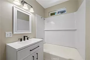 277 E Green, Claremont, CA 91711 - Photo 17