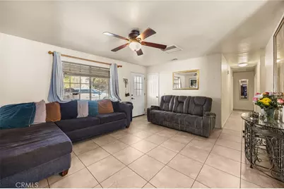 16551 State Highway 173, Hesperia, CA 92345 - Photo 9