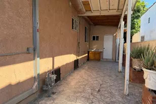 1070 N Evergreen, Los Angeles, CA 90033 - Photo 15