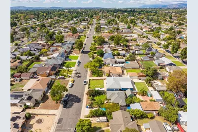 757 E Bonnie Brae, Ontario, CA 91764 - Photo 39