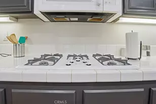 12321 Bali, Victorville, CA 92392 - Photo 15