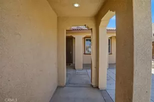 12321 Bali, Victorville, CA 92392 - Photo 5