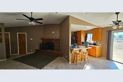 15638 Burwood, Victorville, CA 92394 - Photo 5