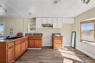 10444 Mono Rd, Phelan, CA 92371 - Photo 5