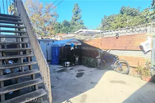 1715 E 70th, Los Angeles, CA 90001 - Photo 5