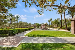 15723 Parkhouse Dr, Fontana, CA 92336 - Photo 33