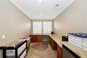 15723 Parkhouse Dr, Fontana, CA 92336 - Photo 23