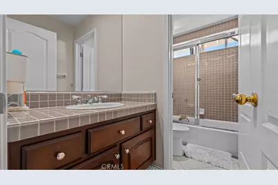 2162 N Euclid Avenue, Upland, CA 91784 - Photo 33